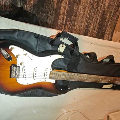 Squire strat classic vibe, LEFT HANDED Great sounding guitar image 2
