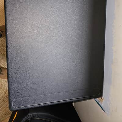 Ampeg PN-410HLF Pro Neo 850-Watt 4x10" Bass Speaker Cabinet 2022 model - Black image 5