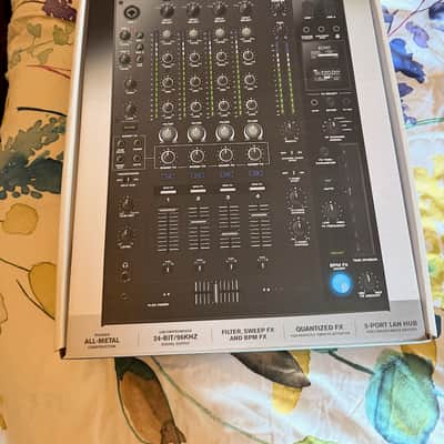 Denon X1850 Prime 4-Channel Digital Mixer Minimal Use image 1