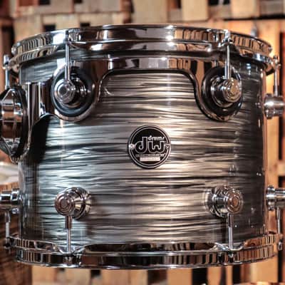 DW Performance Pewter Oyster Stage Drum Set - 18x22, 8x10, 9x12, 14x16 image 3