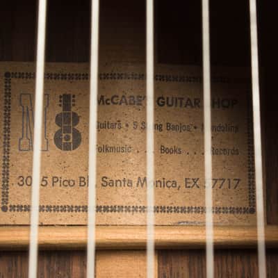 Immagine C. F. Martin  00-21 Flat Top Acoustic Guitar (1962), ser. #186104, black hard shell case. - 13