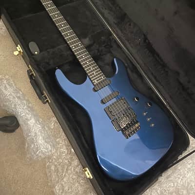 CARVIN DC135 electric guitars