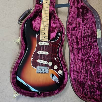 Hardshell case for Tele/Strat LIKE NEW! image 10