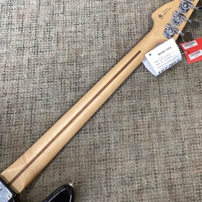 Fender Player Precision Bass Black image 7