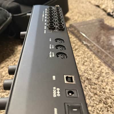 Elektron Digitone Keys 37-key Digital FM Synthesizer 2019 - Present - Black image 7