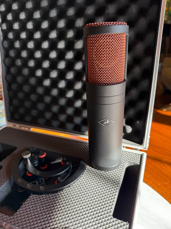 Antelope Audio Edge Go Modeling Bus-Powered Condenser Microphone image 1
