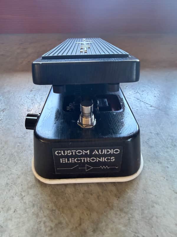 Dunlop MC404 CAE Custom Audio Electronics Wah 2010 - Present - Black image 1