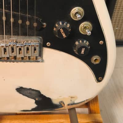 Fender Lead II 80s White over Black image 6
