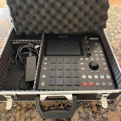 Akai MPC One Standalone MIDI Sequencer 2020 - Present - Black image 2