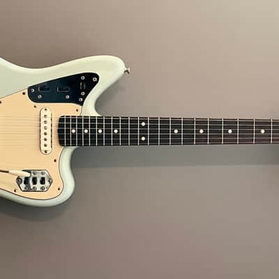 Fender  FSR American Vintage ‘62 Jaguar  2007 -  Thin Skin - Sonic Blue image 4