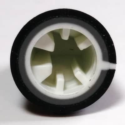 Crate Amplifier Knob - Gray w/ White Indicator - Lot of 6 image 6