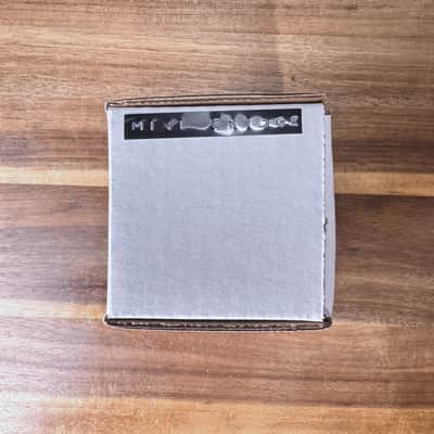 Broughton Audio Mini Fridge Bass Cabinet Simulator / DI image 8