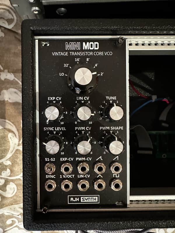 AJH Synth Minimod Vintage Transistor Core VCO 2010s Black image 1