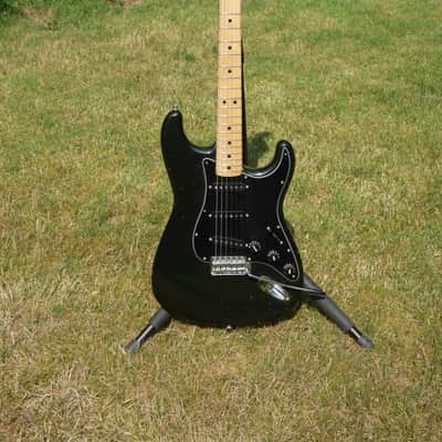 1976 Black Fender Stratocaster with Maple Fretboard, 3-Bolt Neck, new frets image 1