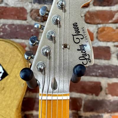 Lucky Town Customs Strat S-Style Electric Guitar w/ Planksound Custom Pickguard (2016 - Shoreline Gold) image 2