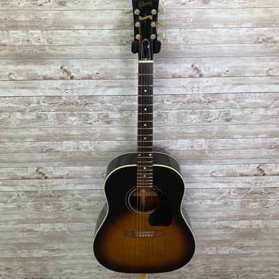 Used 1996 Gibson J-45 Banner Logo Vintage Reissue Dreadnought Acoustic Guitar w/ Case image 2