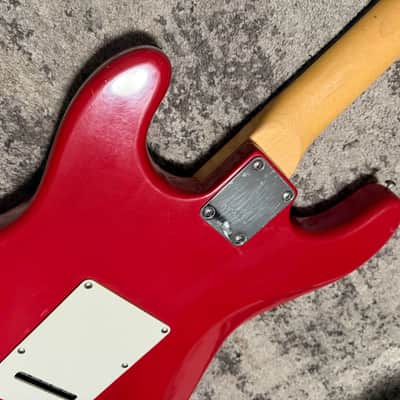 Squier Standard Stratocaster with Maple Fretboard 1996 - 2000 - Torino Red image 19