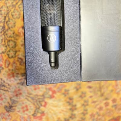 Audio-Technica AT4040 Large Diaphragm Cardioid Condenser Microphone 2010s - Black image 1