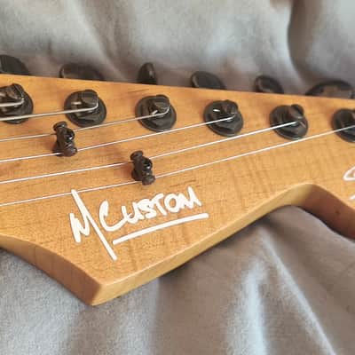 M Custom S-Caster MDN 2017 - Candy apple red image 3