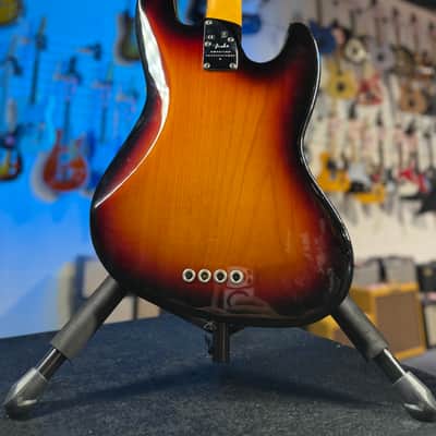 Fender American Professional II Jazz Bass Left-Handed 3 Color Sunburst Rosewood Fingerboard 451 image 10