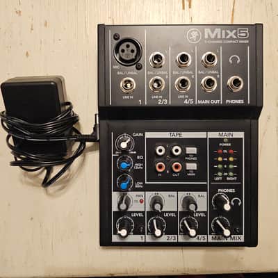 Mackie Mix 5 5 channel compact mixer image 1