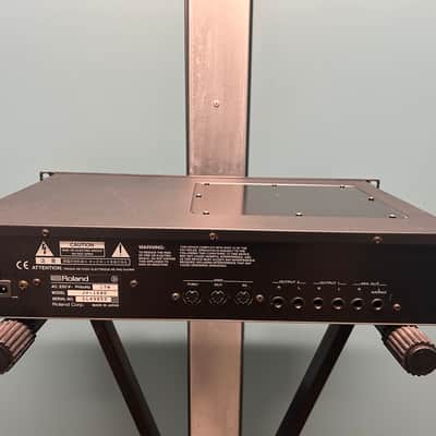 Roland JV-1080 with 4 SR-JV80 cards image 2