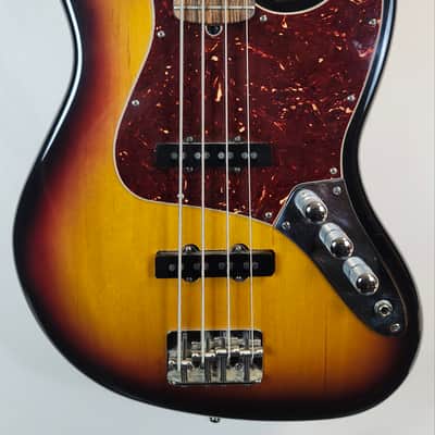 Vintage Fender 2000 American Standard Jazz Bass, RW FB, 3-Color Sunburst W/TSA Case image 1