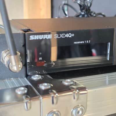 Shure Slxd4qdan+ wireless receiver image 2