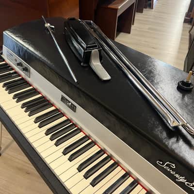 Rhodes Mark I Stage 73-Key Electric Piano 1975 - 1979 - Black Rounded Top image 2