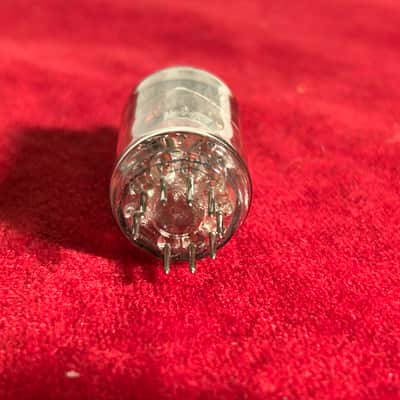 Sovtek (Single) 7025/12AX7WA Preamp/Amplifier Vacuum Tube - Clear Glass/ Grey Letter image 2