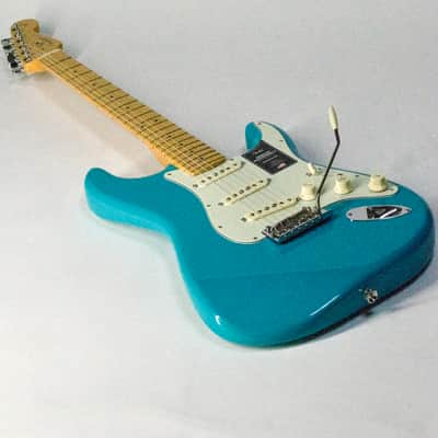 Fender American Professional II Stratocaster with Rosewood Fretboard 2020 - Present - Miami Blue image 12