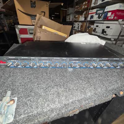 dbx 1046 Quad Compressor/Limiter | Reverb