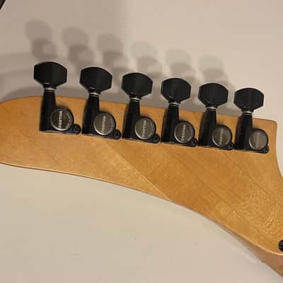 Kramer  Baretta Neck 80s - Cream image 4