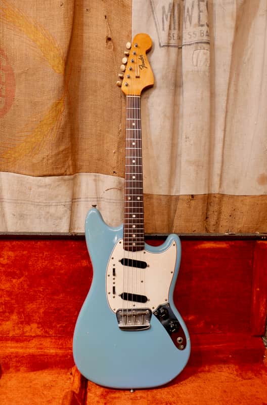 Fender Duo-Sonic II 1965 - Blue image 1