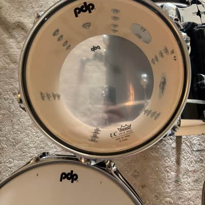 PDP PDNY1604BO New Yorker 10/13/16/5x14" 4pc Drum Kit 2021 - Present - Black Onyx Sparkle image 7