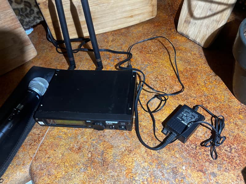 Shure ULXP4 470-560 MHz-G3 ULX2-G3 2009 - Black image 1
