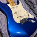 Fender American Ultra Stratocaster – Cobra Blue – Made in USA (2022)