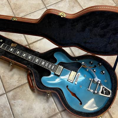 Gibson ES-335 Electric Guitar w Bigsby Pelham Blue w case image 8