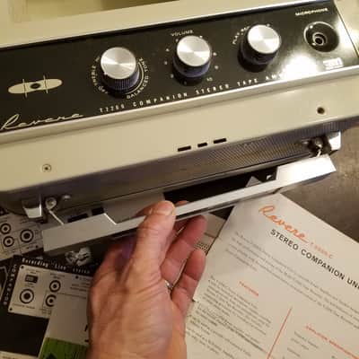 Revere T-2200-C EL84 8 Watt Mono Tube Amp, alnico speaker, and cabinet: Stereo Companion 1961 - Beige plastic and silver image 9