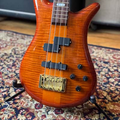 Spector Euro LX 4 – Ultra Amber Gloss – AAAA Maple Top – PJ EMG Pickups – Tone Pump Preamp - D-tuner & hardcase image 5