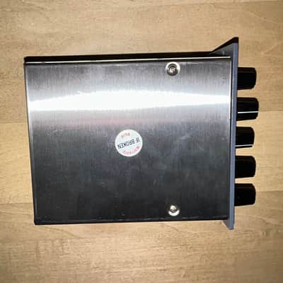 AML ez1073-500 Preamp & EQ image 6
