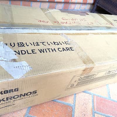 Korg KRONOS 2 61-Key • Final OS • Original Box image 9