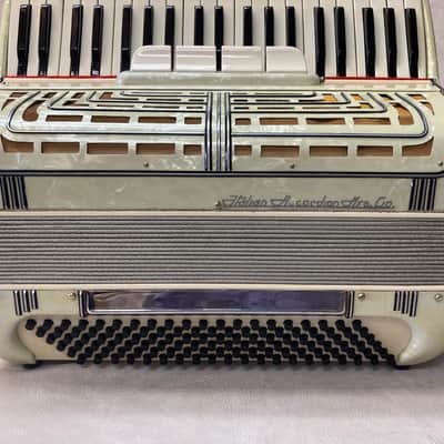 ITALIAN ACCORDION MFG 3-REED ACCORDION #CPSI828 image 3