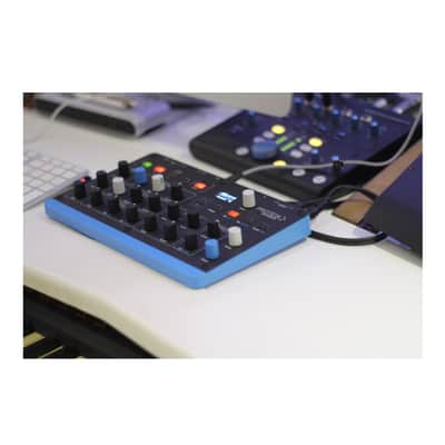 Waldorf Protein Compact 8 Voice Polyphonic Authentic Wavetable Synthesizer image 7