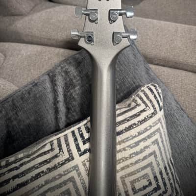 PRS Platinum Metallic Standard 22 Trem *MINT* image 6