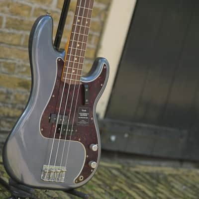 Fender Limited Edition Vintera II Road Worn '60s Precision Bass - Charcoal Frost Metallic image 3