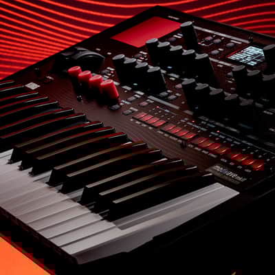 Korg Modwave MKII Wavetable Synthesizer