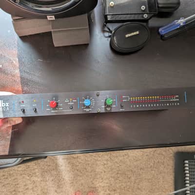 dbx 160A Compressor Limiter 2000s - Black image 3