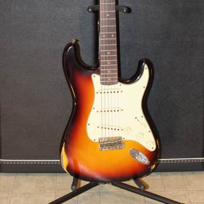Fender Custom Shop 1963 Stratocaster Relic 3-Tone Sunburst image 1