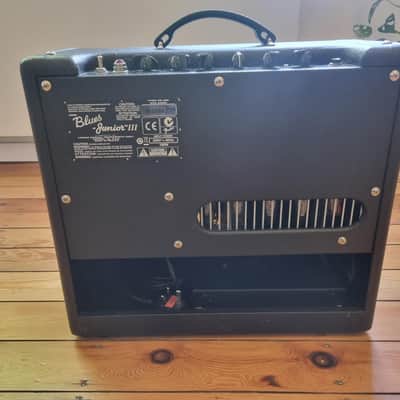 Fender Blues Junior III 15-Watt 1x12" Guitar Combo 2010 - 2017 - Black image 3